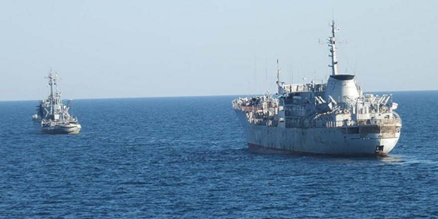 Ukrayna gemileri Rus karasularında