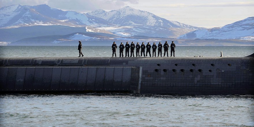 İngiltere, Suriye'ye denizaltı göndermedi