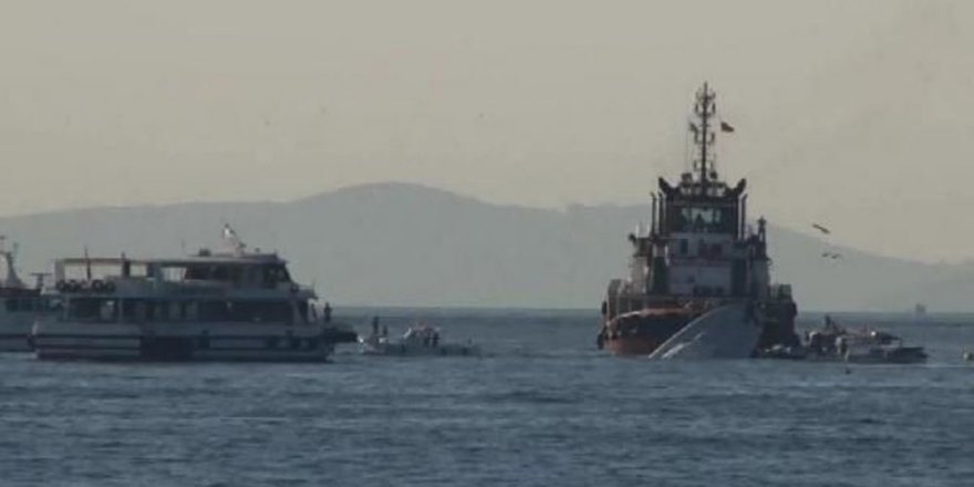 Tutuklu geminin mürettebatı zorda