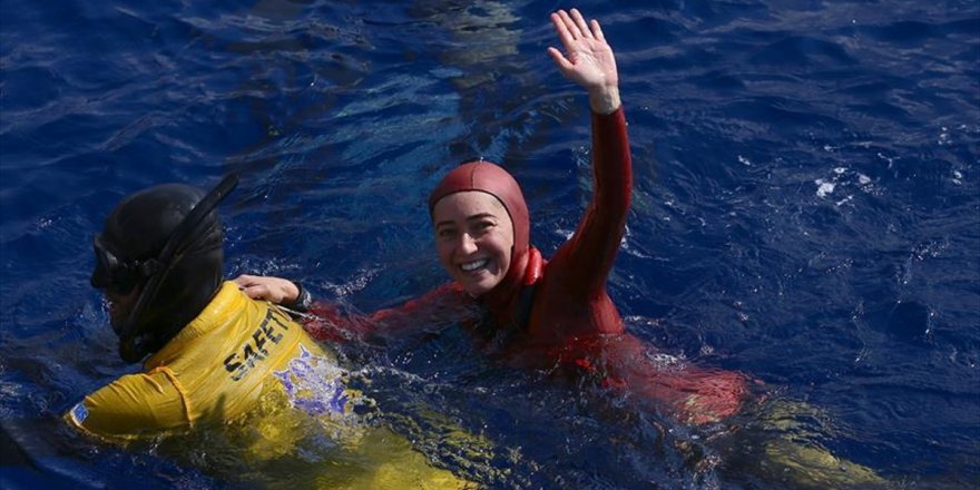 Şahika Ercümen’den Salda Gölü’nde rekor denemesi