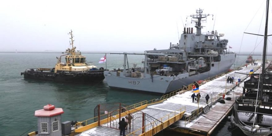 İngiliz donanması, Karadeniz’e geri döndü