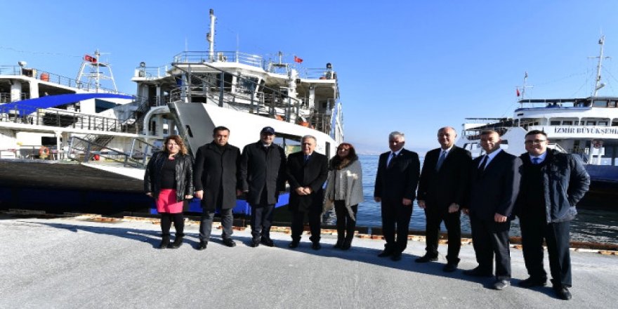 İZDENİZ’in vapurları harıl harıl çalışıyor