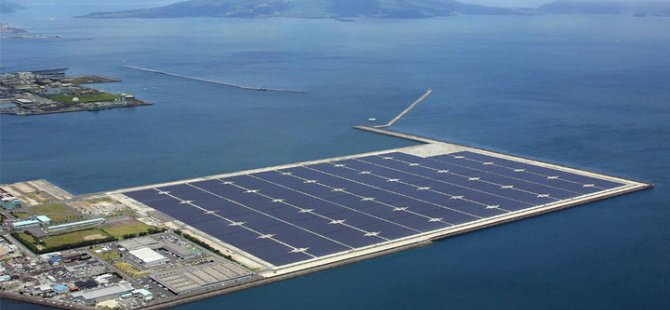 Dünyanın en büyük yüzen güneş paneli