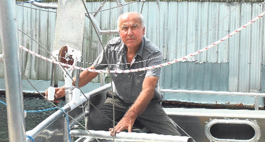 Buzula sıkışan Türk denizci kurtarıldı
