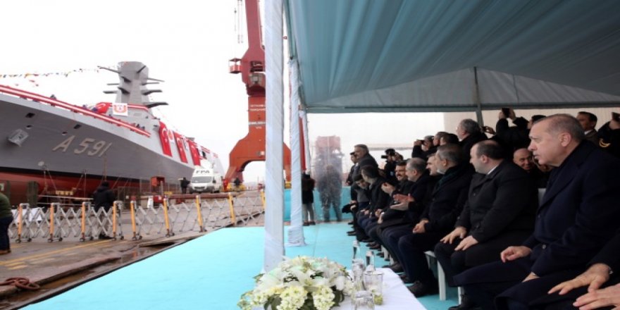 Türkiye'nin ilk istihbarat gemisi Ufuk denize indirildi
