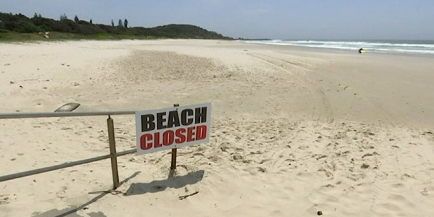 Avustralya'yı kasırga vurdu, plajlar kapatıldı