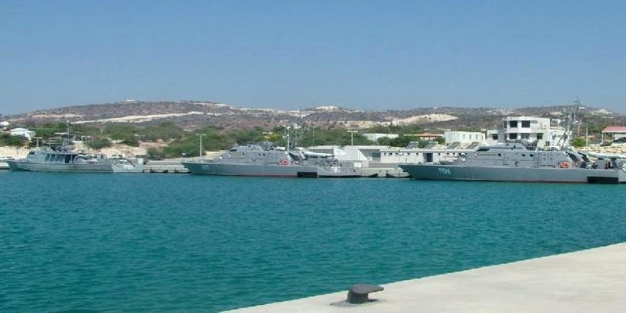 Fransız donanması Mari Limanı'na konuşlanacak