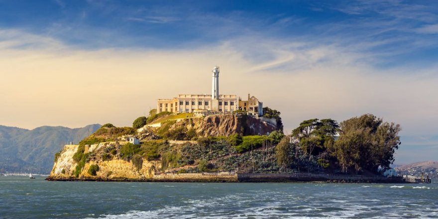 Alcatraz’ın altında gizli bir askeri üs bulundu