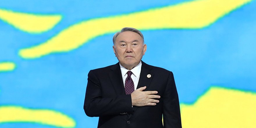 Nursultan Nazarbayev, istifa etti