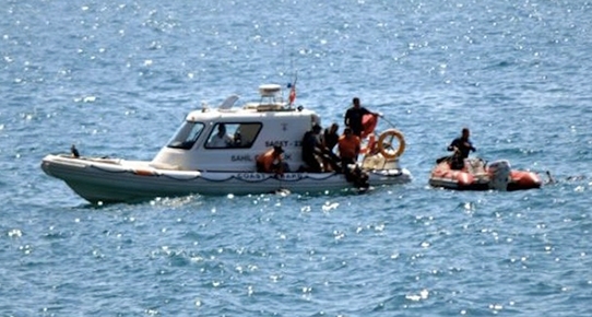 Bodrum'da mülteci teknesi battı:1 ölü