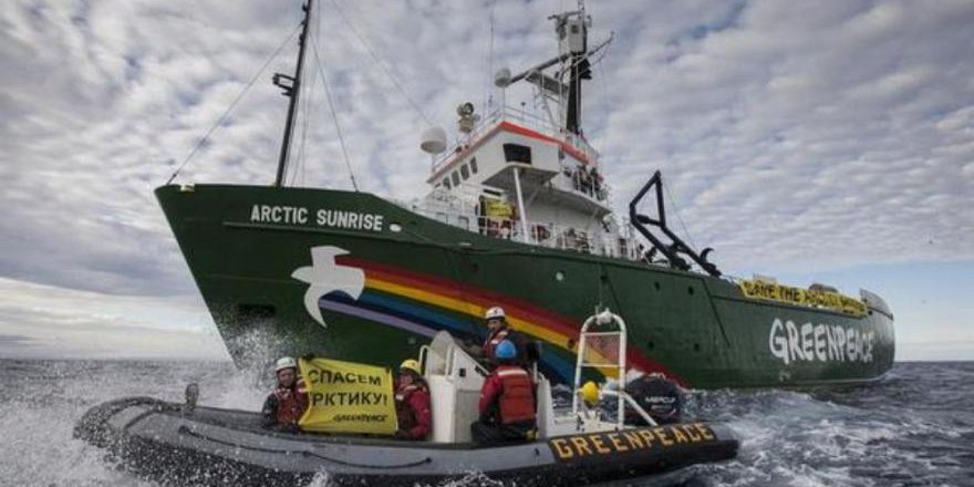 Rusya Greenpeace'e 2.7 milyon dolar ödeyecek