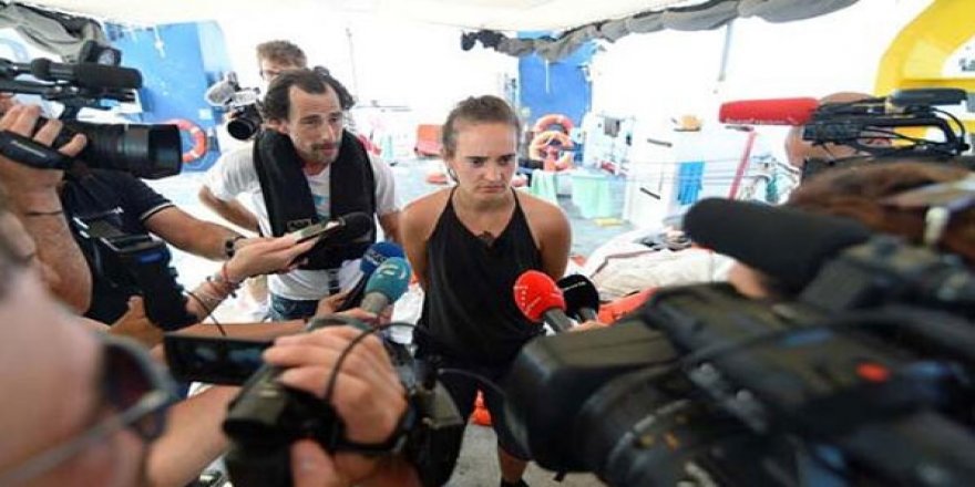 İnsanları ölüme terketmeyen kaptan tutuklandı