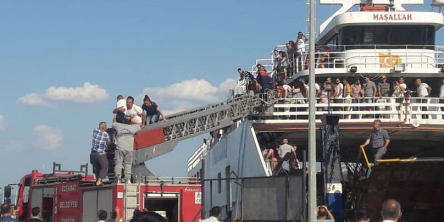 Feribotta yangın yürekleri ağza getirdi