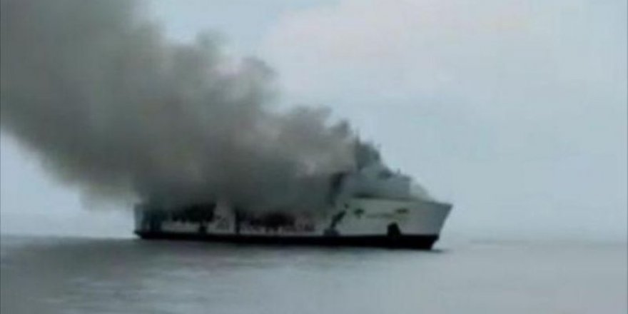 ABD’de yolcu gemisinde yangın: 34 ölü