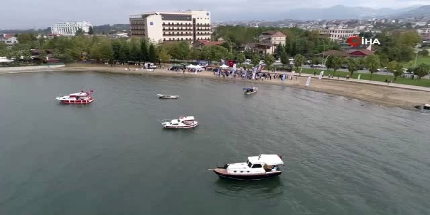 Dalgıçlar doğa için daldı, denizden çıkanlar görenleri şaşırttı