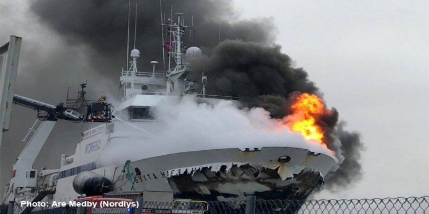Rus bayraklı gemide yangın