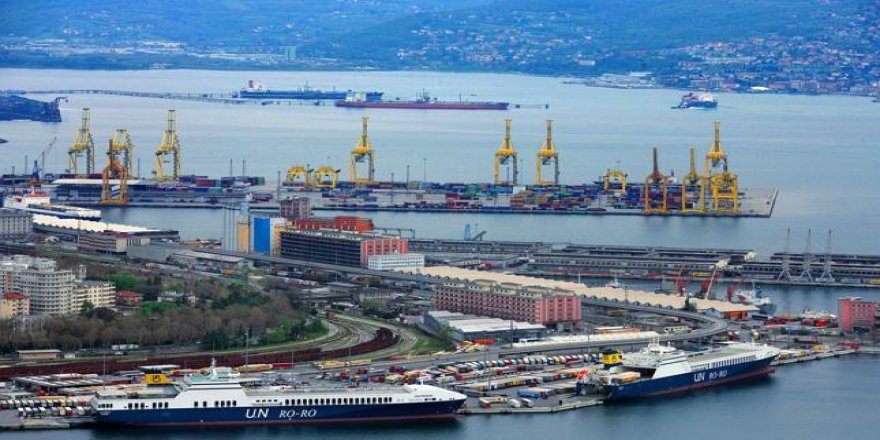 Trieste Limanı’nda ‘İş cinayeti’ grevi