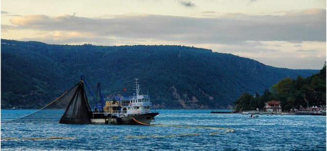 Balıkçılar av sezonu için hazırlıklarını sürdürüyor