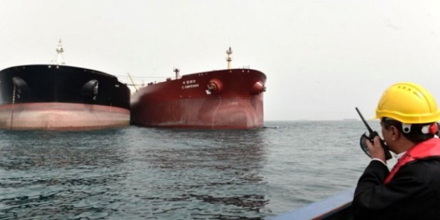 Akaryakıt yüklü tanker Hudeyde Limanı’nda