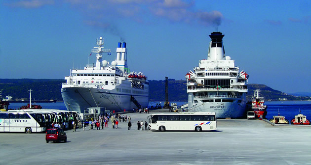Çanakkale Kepez Limanı'na kruvaziyer akını