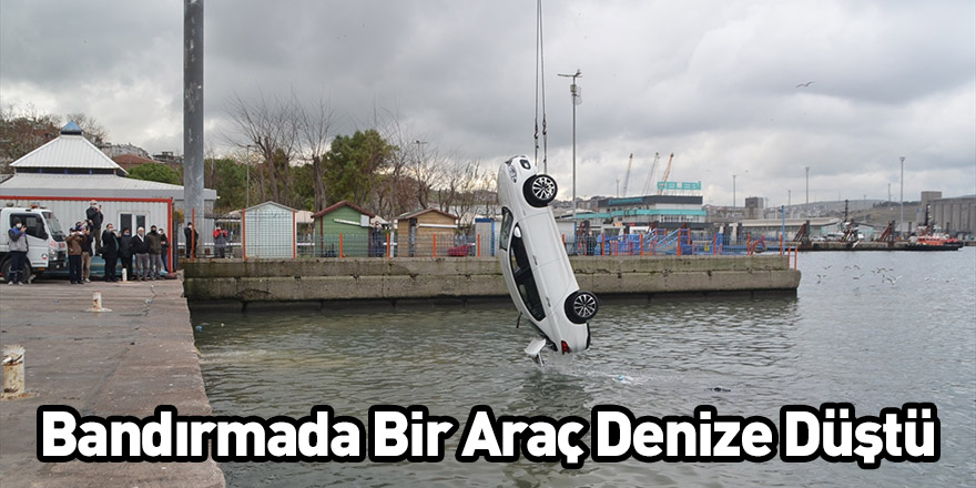 Bandırmada Bir Araç Denize Düştü