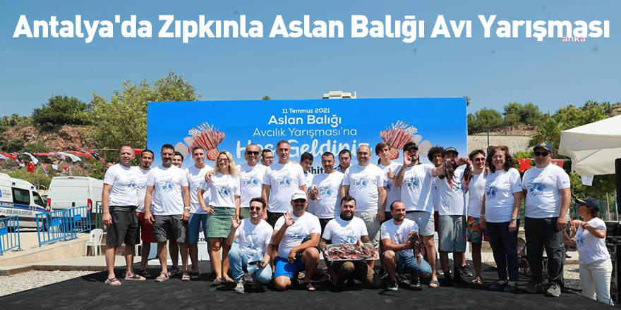 Antalya'da Zıpkınla Aslan Balığı Avı Yarışması