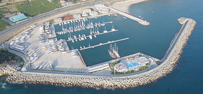 Alanya Marina'da tekne sahiplerine çevre eğitimi verildi