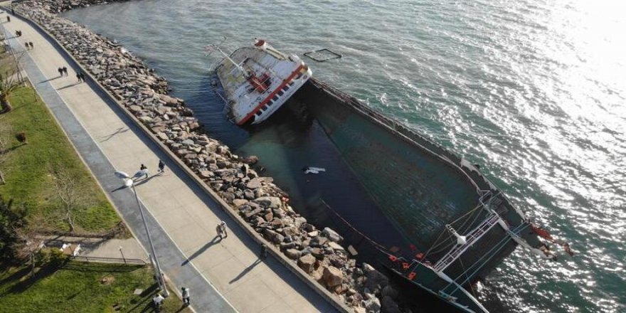 Maltepe’deki Batık Gemi İhale İle Satışa Çıktı