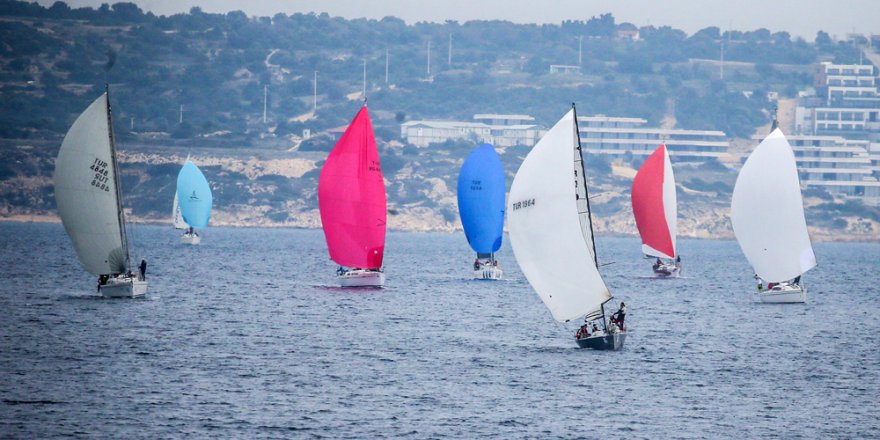 EAYK - Çeşme Marina Kış Trofesi’nin ilk yarışı Çeşme Marina’da gerçekleşti