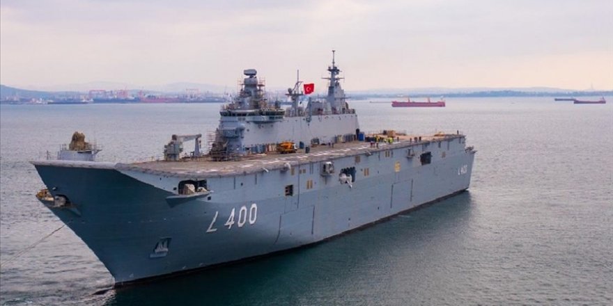 Deniz Kuvvetlerinin En Büyük Gemisi Olacak LHD ANADOLU'ya Türk Bayrağı Çekildi