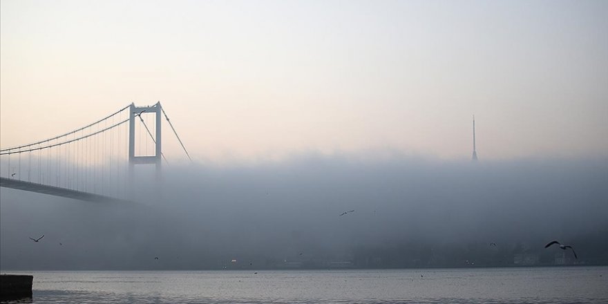 İstanbul Boğazı'nda Transit Gemi Geçişi Askıya Alındı