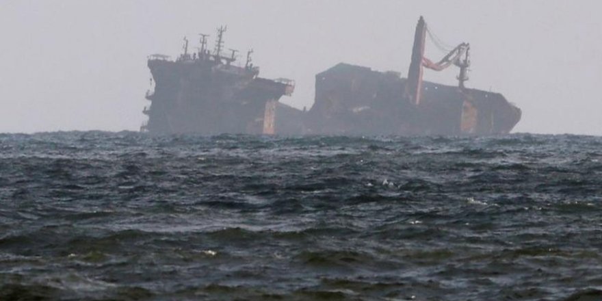 Tunus Açıklarında Yarı Batık Hale Gelen Gemideki 4 Türk Denizci Kurtarıldı