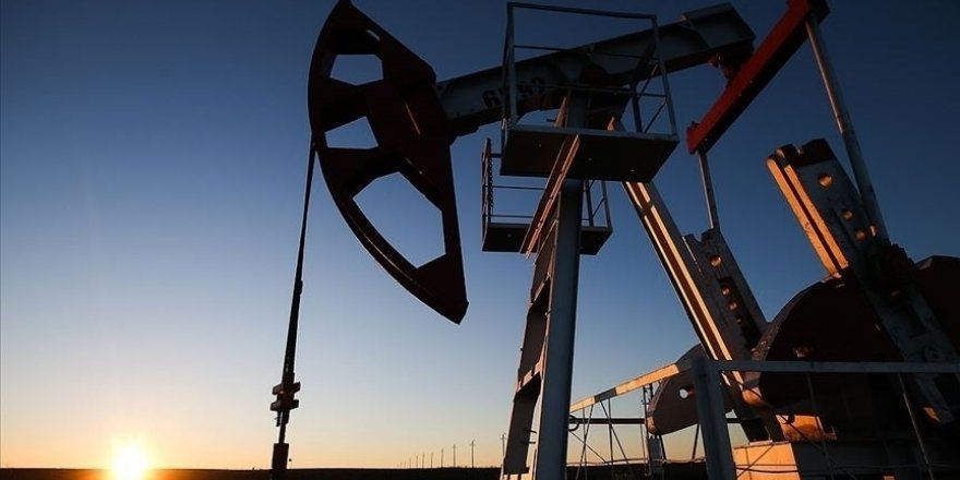 AB Ülkeleri, Rusya'dan Alınan Petrolü Yüzde 90 Azaltacak