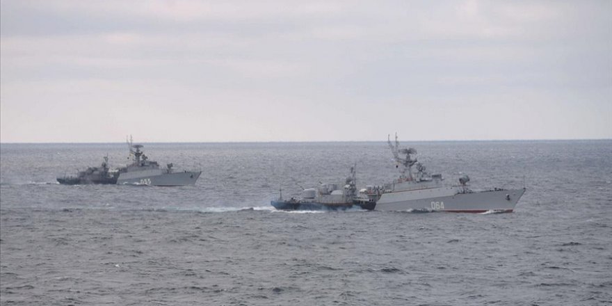 Rus Pasifik Donanması 40’tan Fazla Gemiyle Tatbikat Başlattı