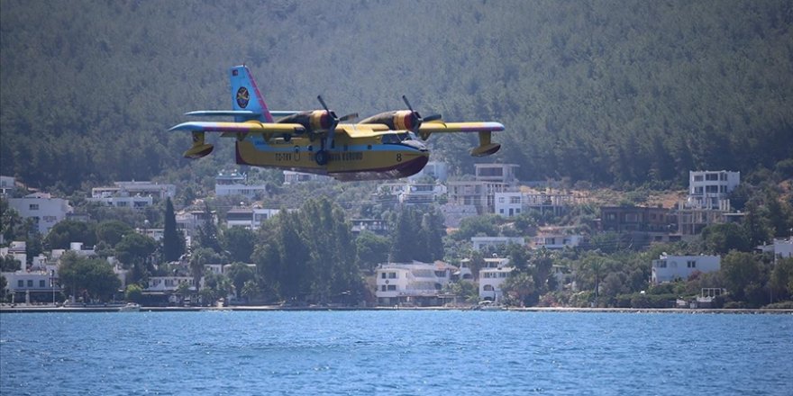 Bodrum'da Yangın Söndürme Uçakları Test Uçuşu Gerçekleştirdi