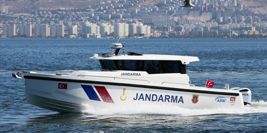 ASFAT Tarafından Üretilen 2 Bot, İzmir'de Jandarmaya Teslim Edildi