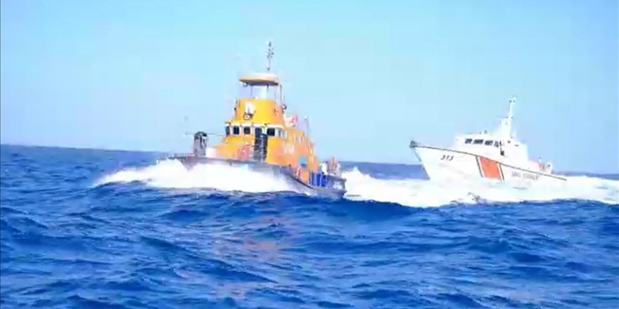 Yunan Sahil Güvenlik Botundan, Yelkenli Tekneye Taciz Girişimi