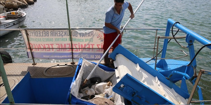 Hatay Sahillerini Temiz Tutmak İçin 8 Ayda 692 Ton Atık Topladılar