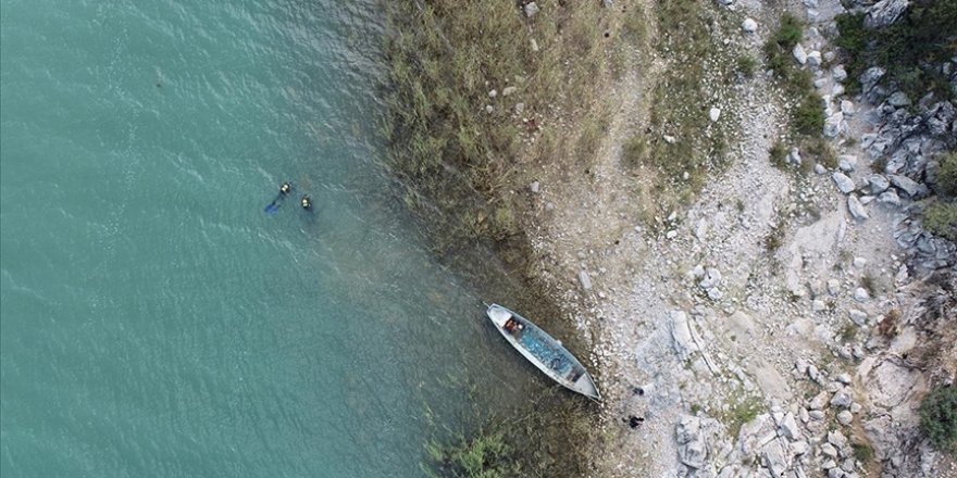 Beyşehir Gölü'nde Keşfedilen Tarihi Yapılar Su Altı Arkeologları Tarafından İnceleniyor