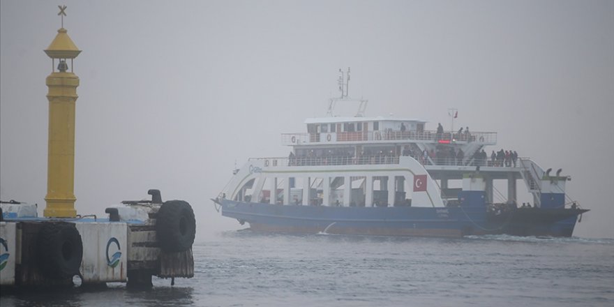 Çanakkale Boğazı Yoğun Sis Nedeniyle Transit Gemi Geçişlerine Kapatıldı