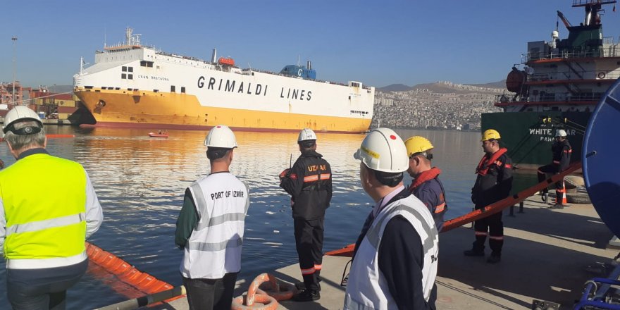 TCDD İzmir Limanında Deniz Kirliliği Tatbikatı