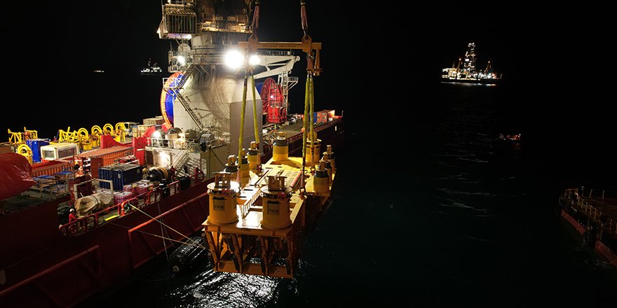 Karadeniz Gazını Boru Hattına Bağlayacak "Peçenek" Deniz Altına İndirildi