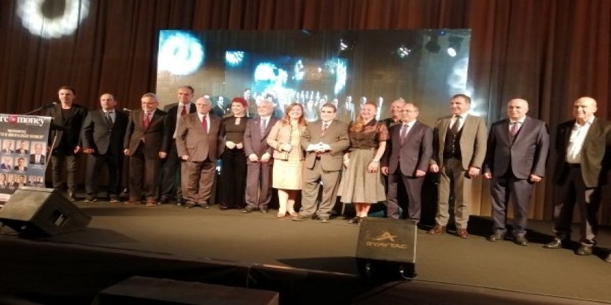 Turcomoney Türkiye’ye ve Dünyaya Değer Katanlar Ödülleri Sahiplerini Buldu