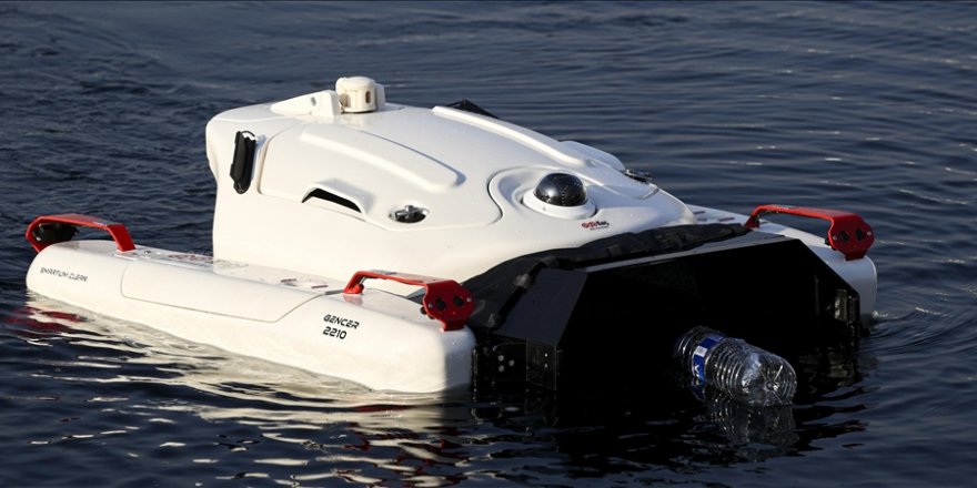 İnsansız Su Üstü Robotu Denizleri Temizlemeye Başladı