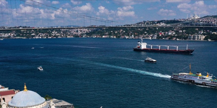 Gemilerin İstanbul Boğazı'na Saldığı Emisyonlar Hesaplanacak