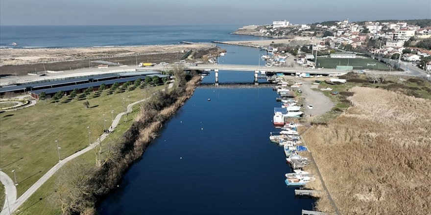 Riva Deresi'ndeki Kirlilik Vatandaşların Tepkisine Neden Oldu