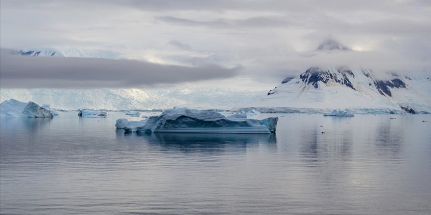 Antarktika'daki Deniz Buzu 43 Yılın En Düşük Seviyesine Geriledi