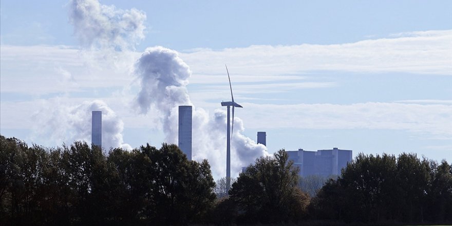 Temiz Enerji, Karbon Emisyonlarındaki "Korkulan" Artışı Baskıladı
