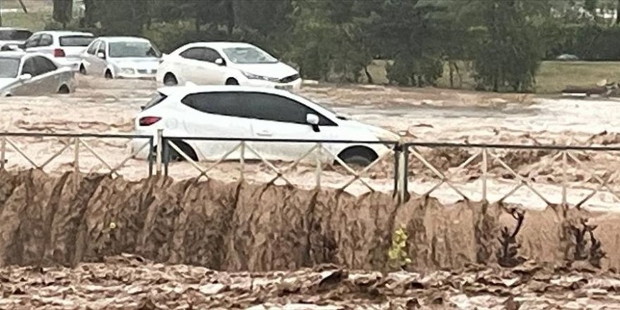 Uzmanlar deprem bölgesindeki yağışlara dikkati çekti: İklim krizi dediğimiz olay tam da bu