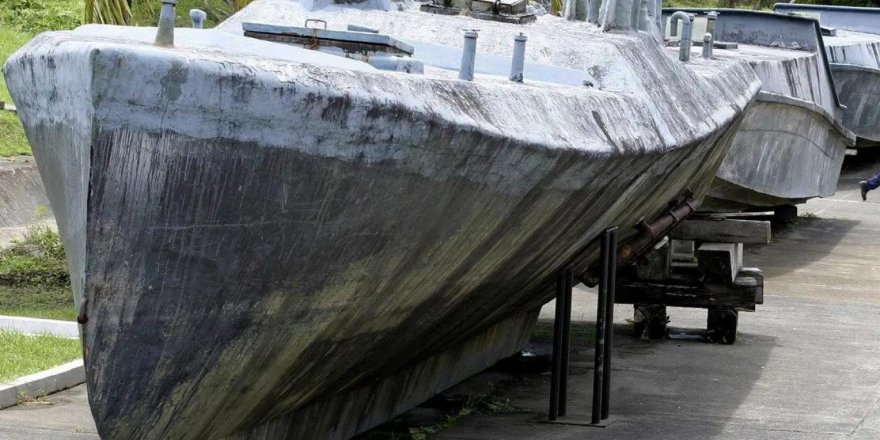 Kolombiya'da Denizaltı Tersanesine Baskın